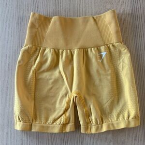 Gymshark Yellow shorts, XS